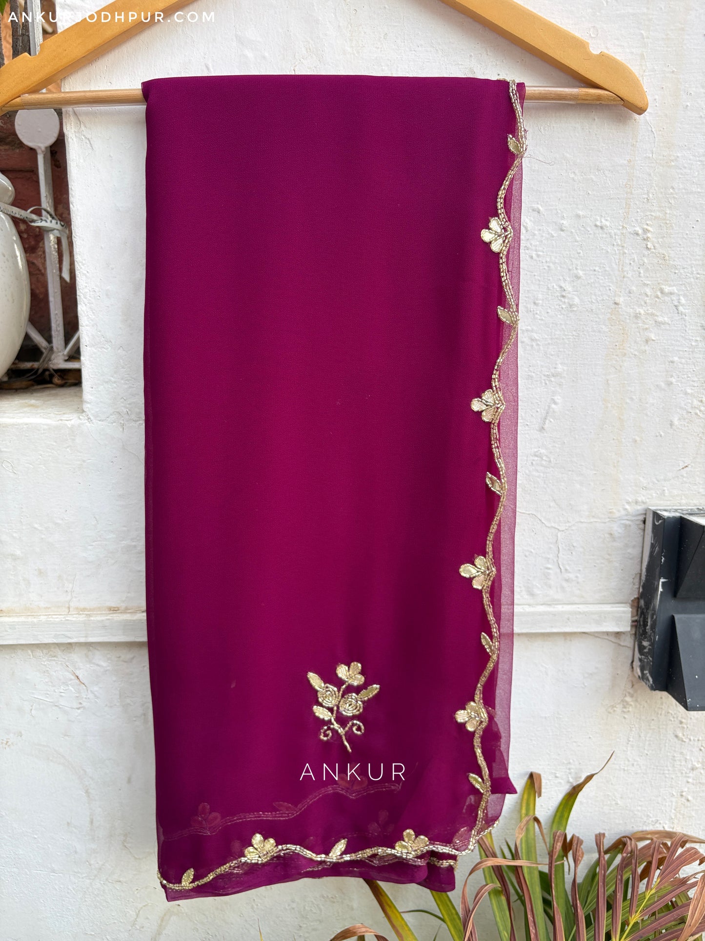 Light Wine Flower buti Cut-dana Suhani 2.0