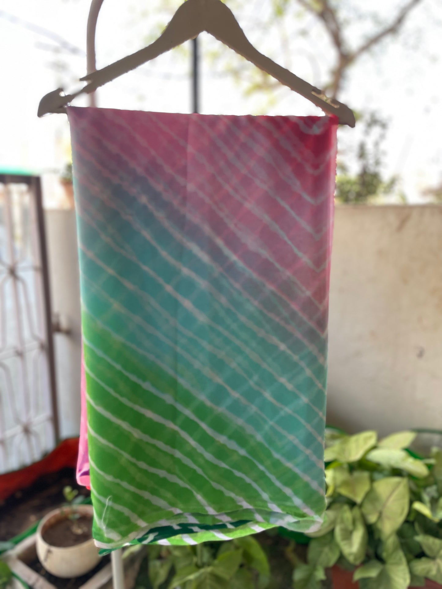 Four Colour Green to wine Lehriya