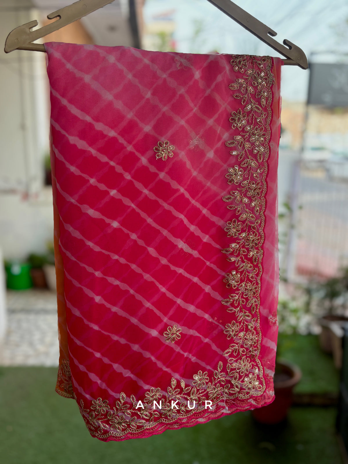 Shaded Lehriya Orange to Gulabi Nagina