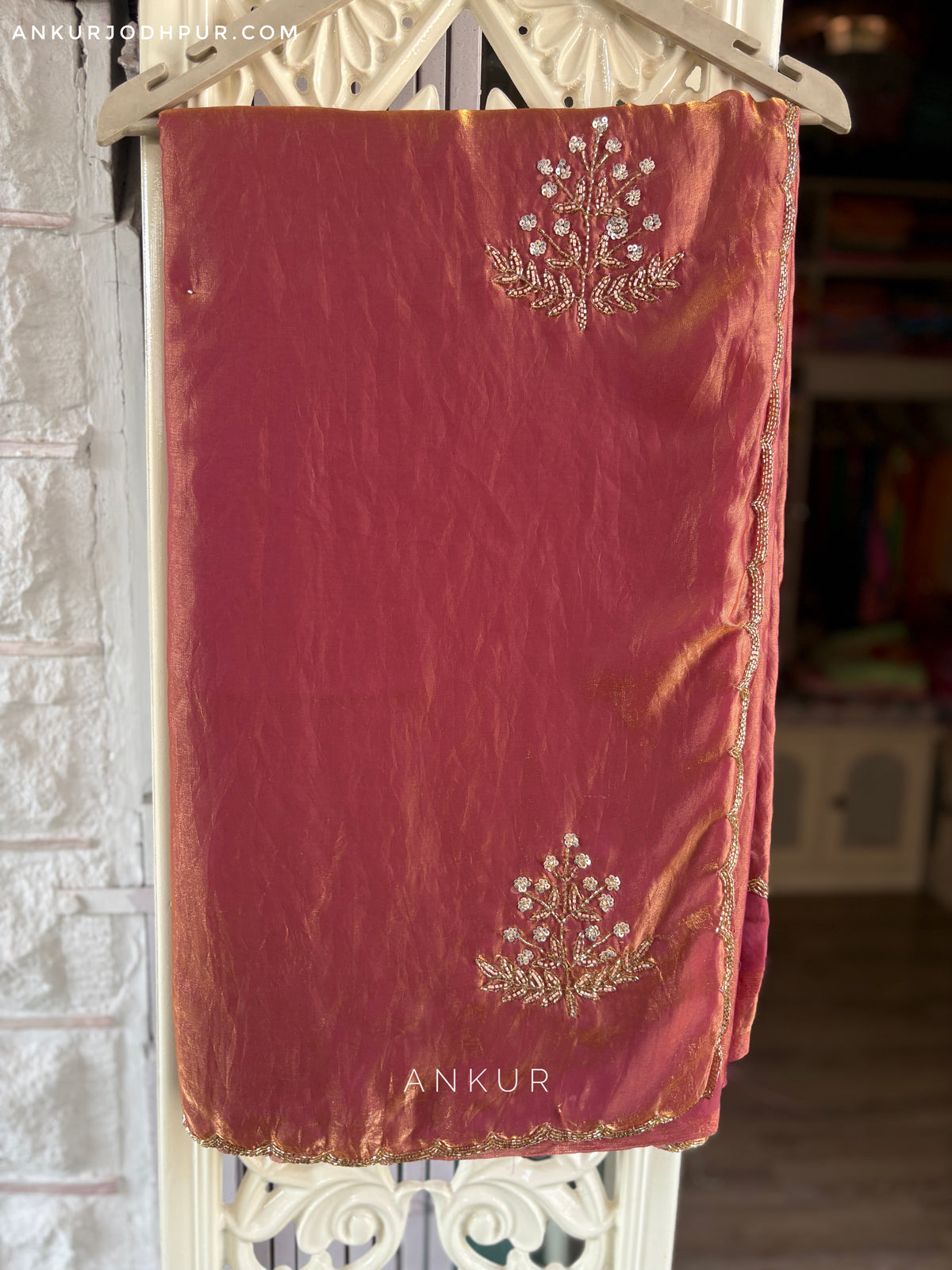 Rose Gold Moti Noor