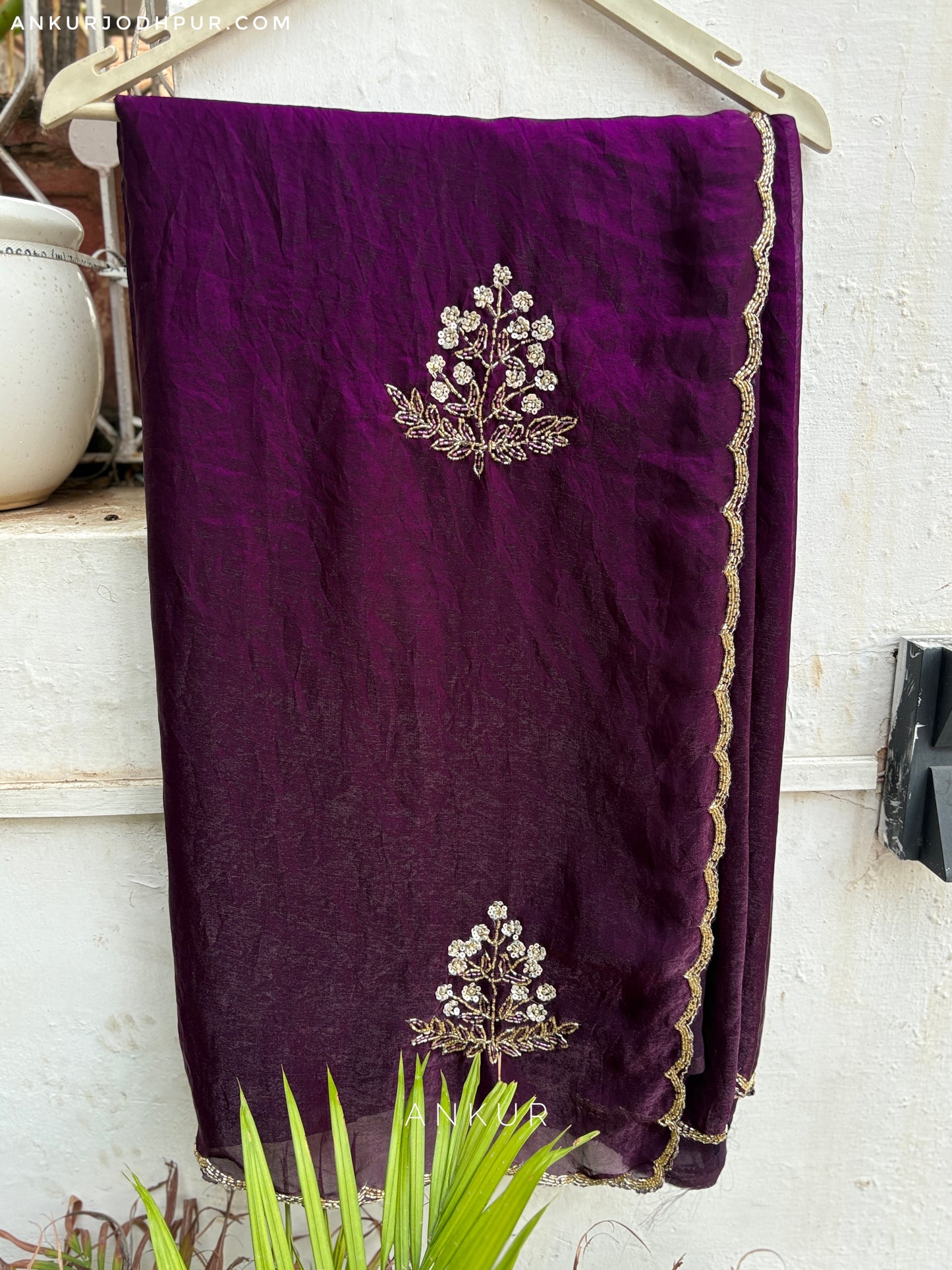 Magenta Pink Moti Noor