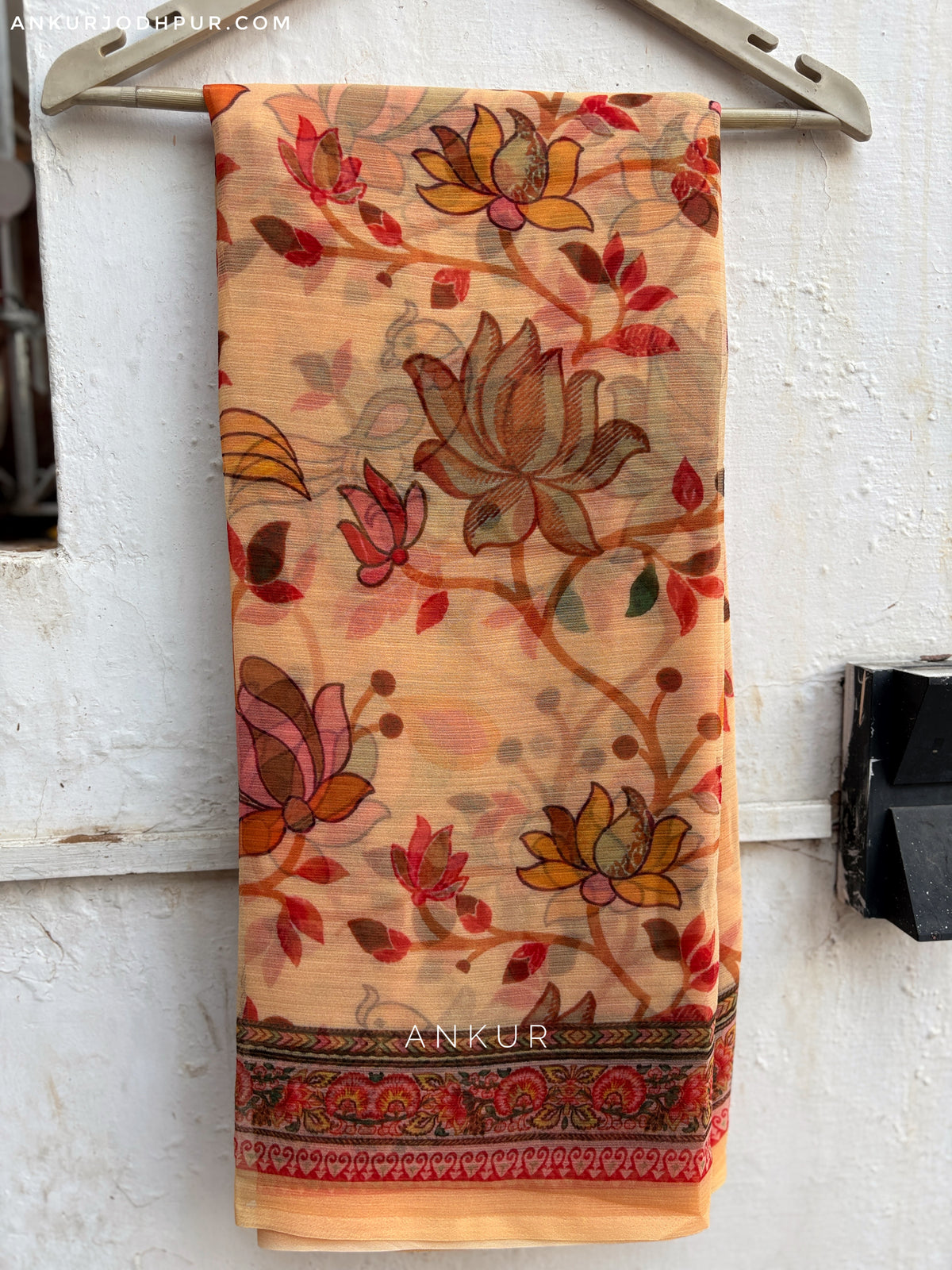 Traditional Peach with Border Vintage Isha Chiffon