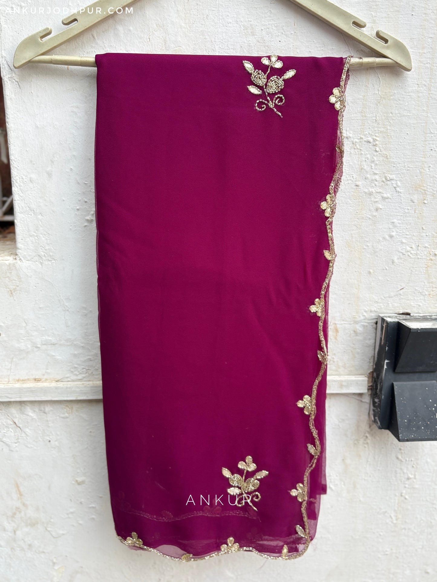 Falsa Wine Cut-dana Suhani 2.0