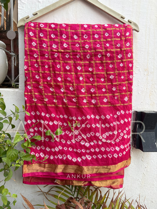 Light Magenta Silk Bandhani