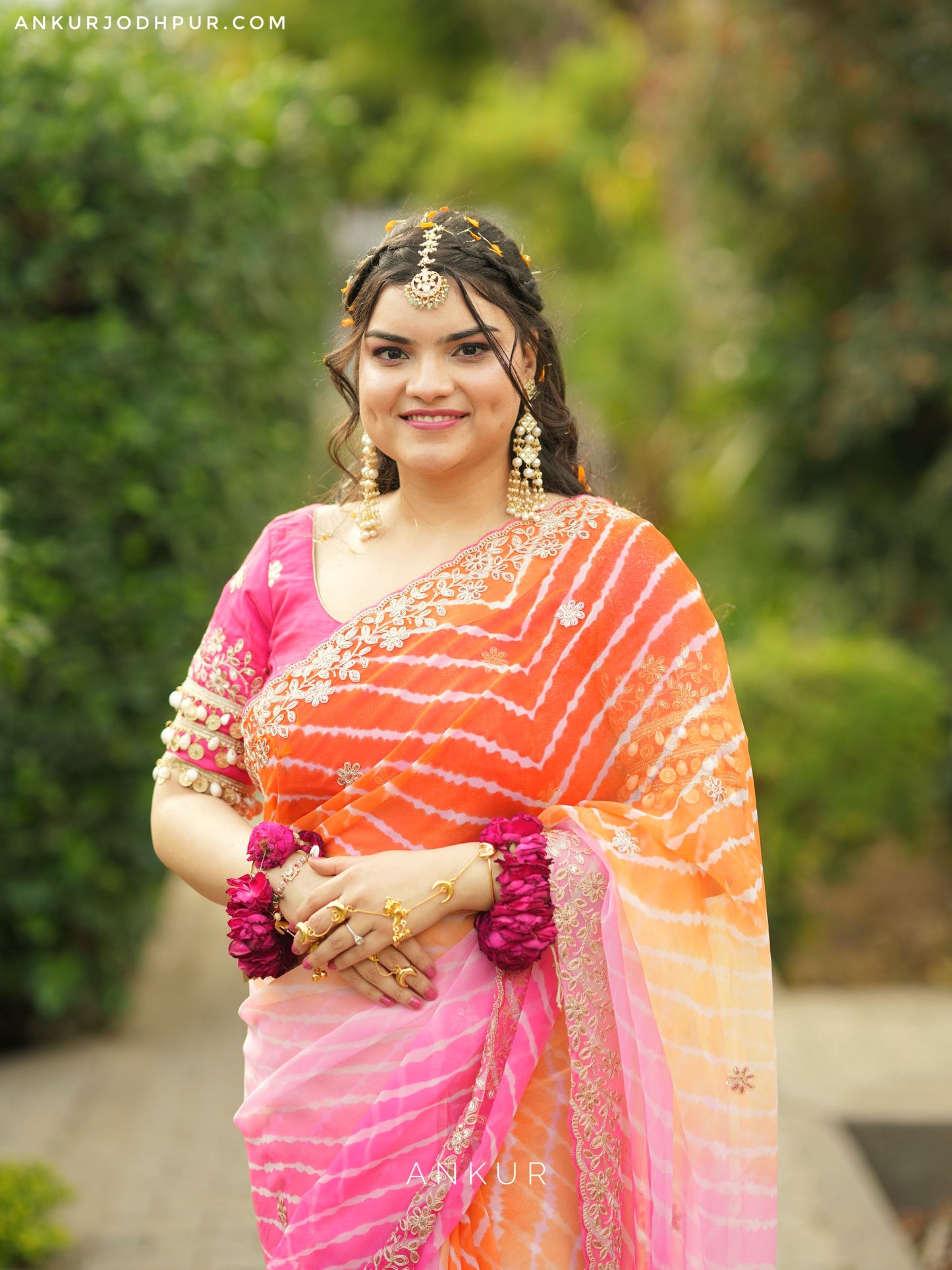Shaded Lehriya Orange to Gulabi Nagina
